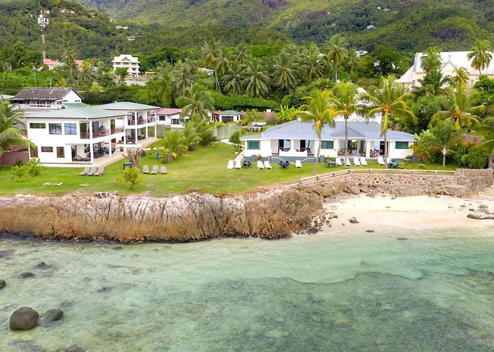 Beach Cottages *
