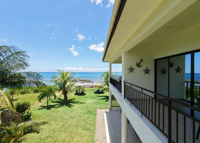 Beach Cottages *